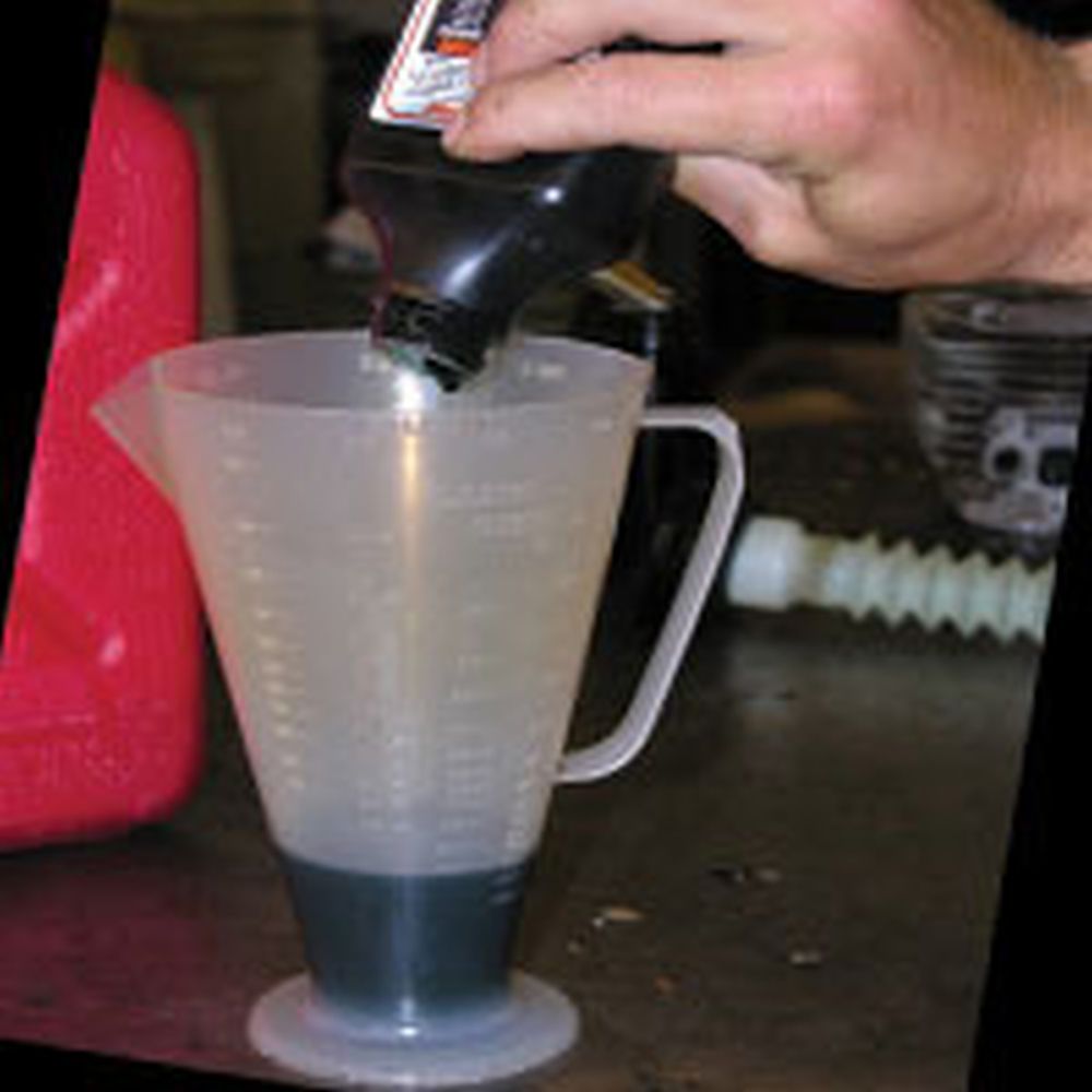 Ratio-Rite 2-Cycle Oil Mixing Flask