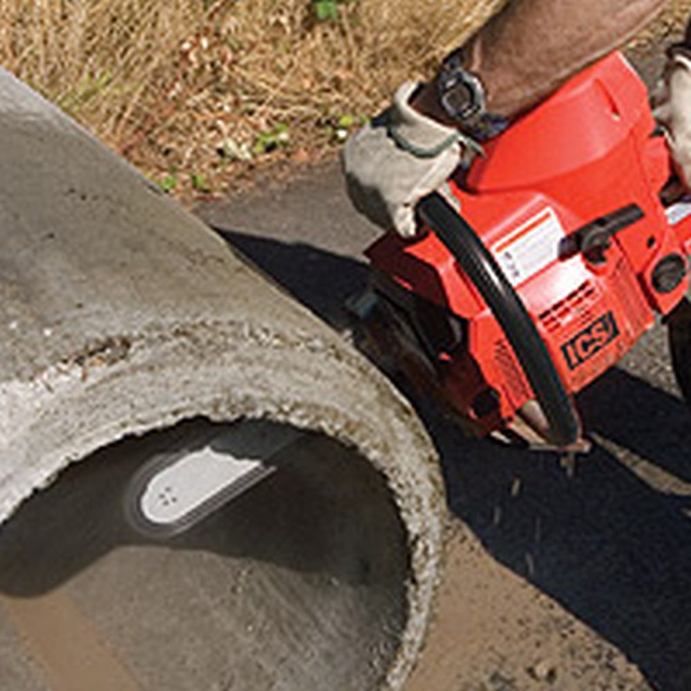 ICS Gas Powered Concrete Chainsaw With 14" Bar & Chain