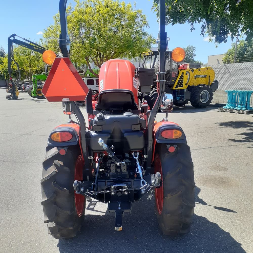 Kioti CK3520 HST Hydrostatic Tractor (35 HP Diesel Engine)