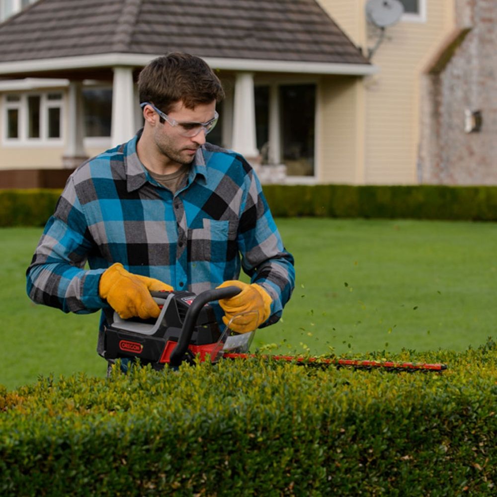 Oregon HT250 Cordless Hedge Trimmer (Battery/Charger not included) 551275